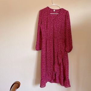 Old Navy long sleeve dress in great condition.